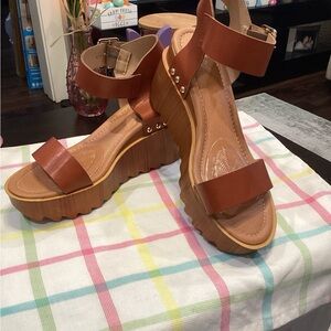 Womens Brown Platform Sandals with Ankle Strap